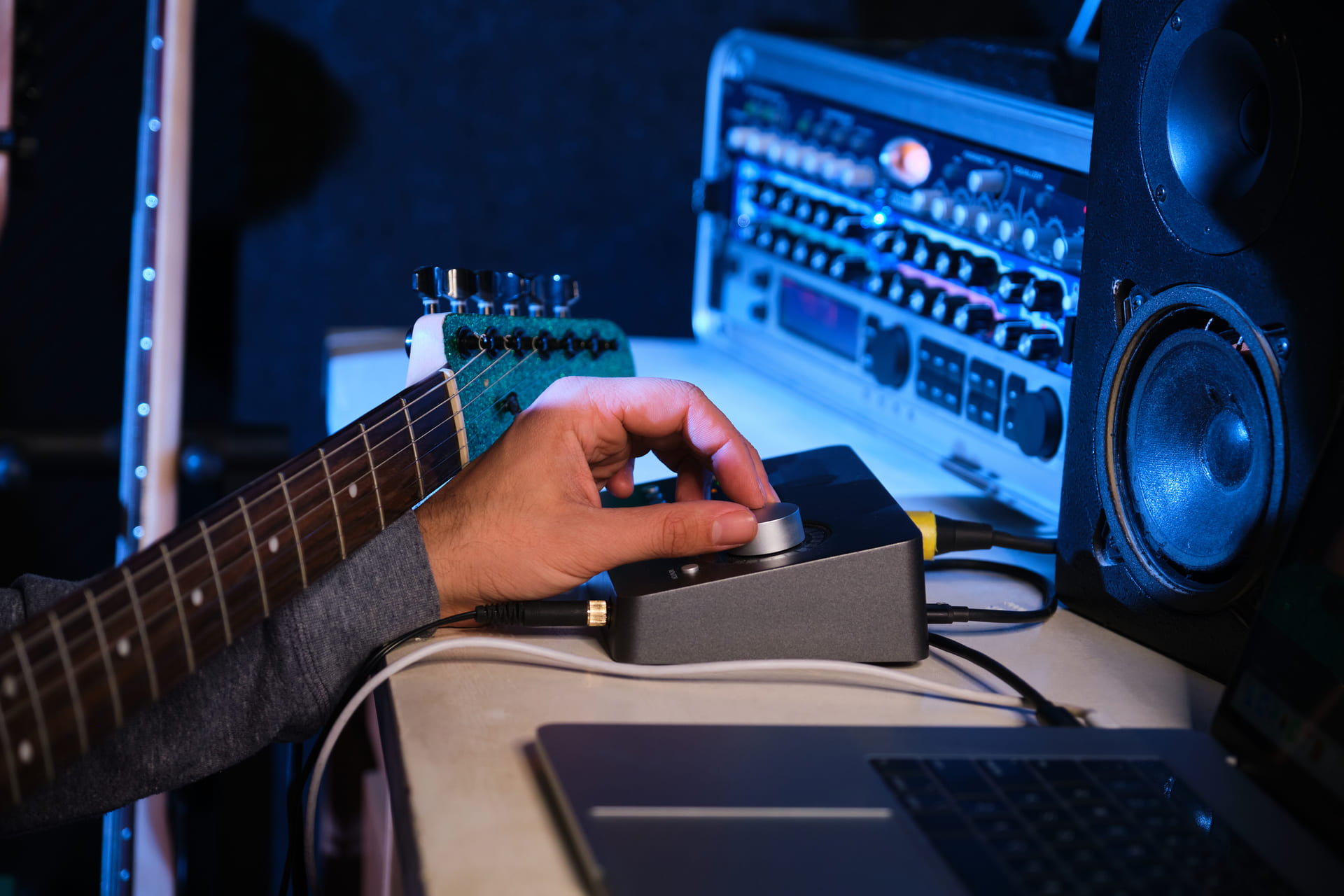 image02 - usb sound card.jpg